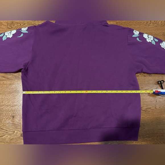 NWT VS PINK Purple & White Floral Cowl Neck Everyday Lounge Pullover Sweatshirt - Picture 9 of 14